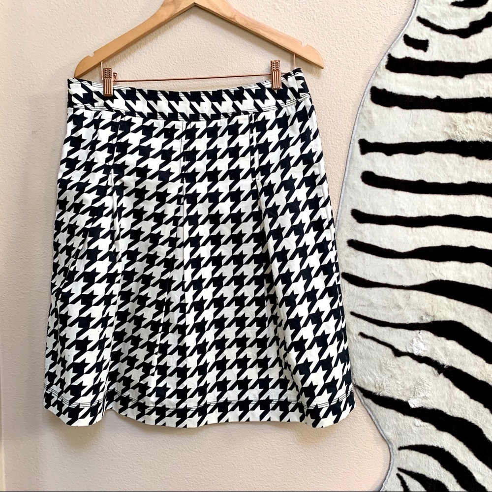 MERONA MIDI SKIRT with. houndstooth print size 10